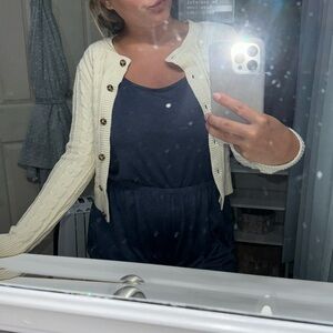 Cardigan/Button up-Blouse